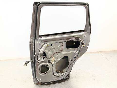 Foto 4ª: Puerta Trasera Derecha Mitsubishi Outlander 2.0 HYBRID 4WD GG2W) 200CV 147KW [Y61,4B11,S61] (2015)