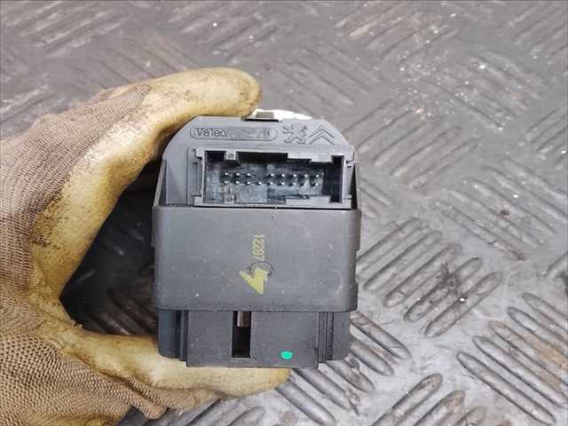 Foto 2ª: Botonera Elevalunas Peugeot 206 + 1.1 G (2009)