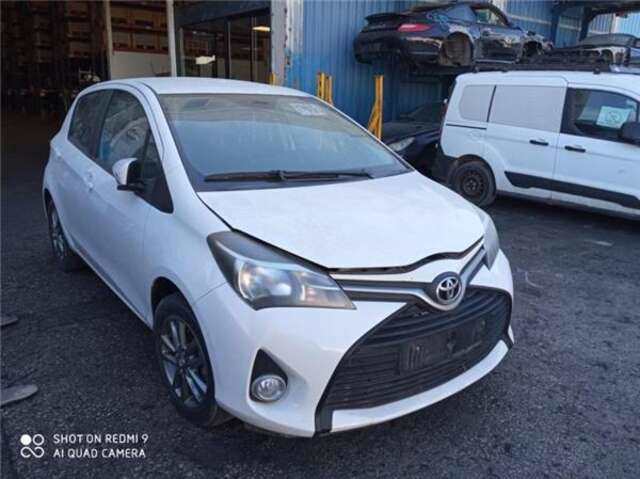 Faro Antiniebla Delantero Derecho Toyota Yaris 1.0 ACTIVE [1.0 LTR. - 51 KW CAT]