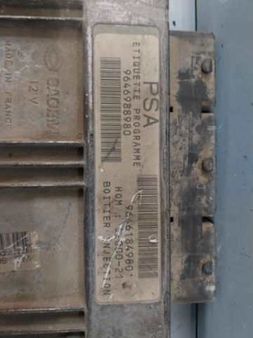 Foto 3ª: Centralita Motor ECU Citroen Saxo G (2000)