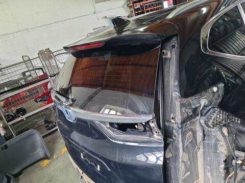 Portón Honda Crv 2.0 E-CVT HYBRID RT5) 215CV 158KW V RW_ RT_)