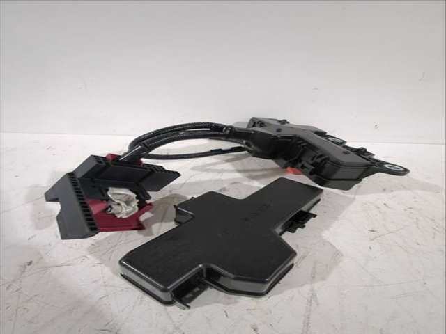 Foto 3ª: Caja Reles Fusibles Toyota Rav4 2.0 MXAA52) 175CV 129KW [M20A-FKS] (2024)