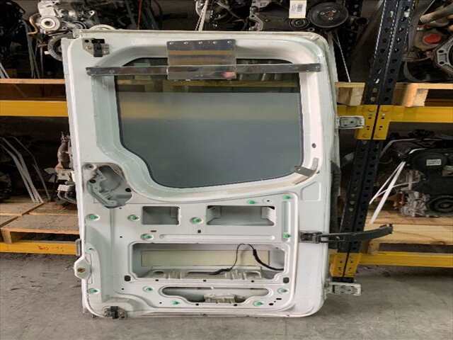 Foto 3ª: Puerta Trasera Izquierda Mercedes Sprinter 2.2 CDI FURGON [646985] (2008)