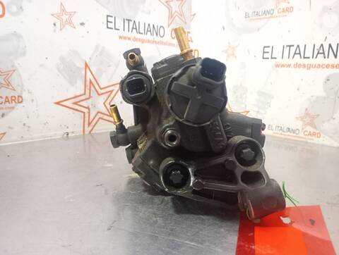 Foto 4ª: Bomba Inyeccion Renault Megane EXPRESSION 110CV 81KW III SPORT TOURER [K9K J8] (2011)