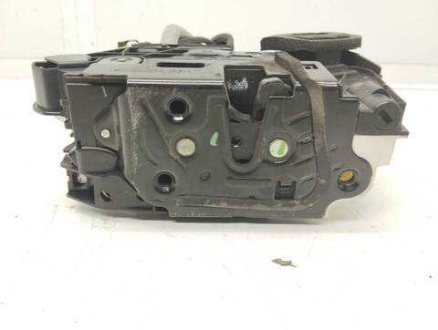 Foto 4ª: Cerradura Puerta Delantera Derecha Volkswagen Polo 1.6 TDI 90CV 66KW [CAY] (2012)