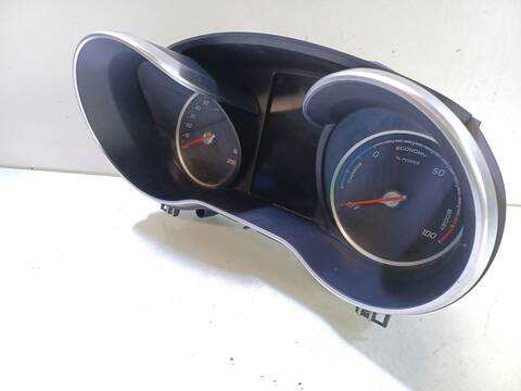 Foto 2ª: Cuadro de Instrumentos Mercedes EQV ELECTRICO W447) EQV 250 447.813 447.815) 204CV 150KW