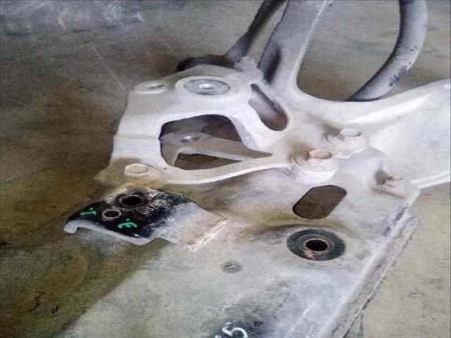 Foto 4ª: Puente Delantero Honda Civic 2.2 I-CTDI COMFORT BERLINA 140CV 103KW [N22A2] (2010)