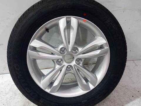 Foto 2ª: Neumatico Hyundai ix35 2.0 CRDI 4WD 136CV [D4HA] (2009)