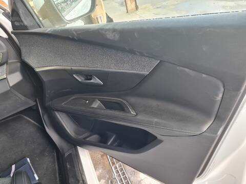 Foto 4ª: Asientos Traseros Peugeot 3008 1.5 BLUEHDI 130 131CV 96KW [YH01] (2020)