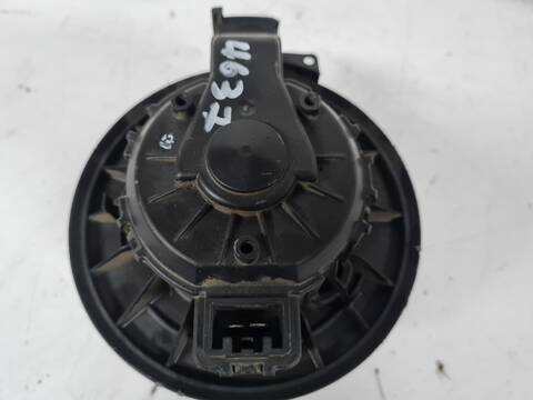 Foto 3ª: Calefacción Ford Fiesta AMBIENTE 68CV 50KW [F6JD] (2009)
