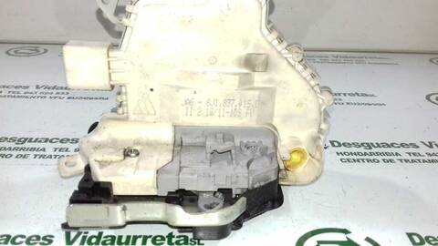 Foto 2ª: Cerradura Puerta Delantera Izquierda Audi A4 BASICO AVANT 136CV 100KW [CJCB] (2011)