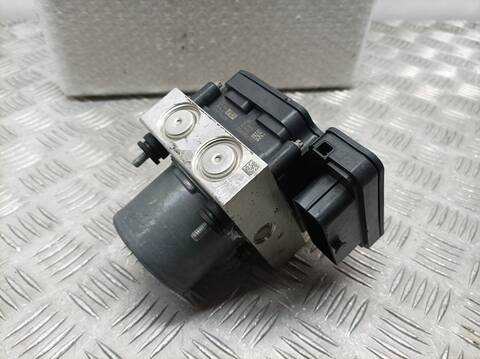 Foto 2ª: Abs Volkswagen Crafter FURGON 35 BL TA FWD 140CV 103KW [DAUA] (2019)