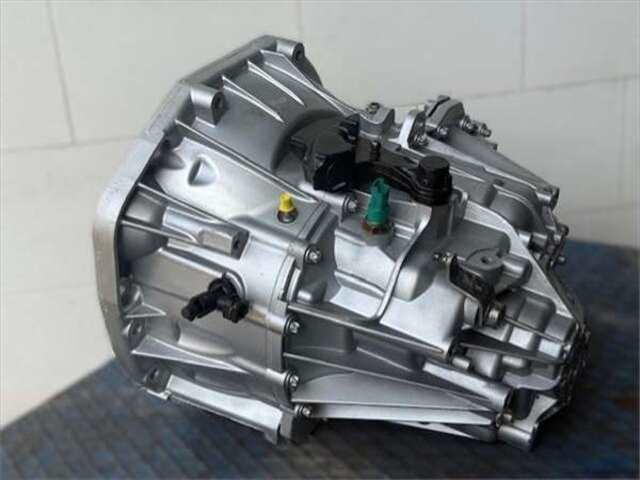 Foto 1ª: Caja Cambios Nissan NV400 2.3 L3H1 3.5T [2.3 LTR. - 100 KW DCI DIESEL CAT]