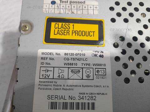 Foto 2ª: Sistema Audio Radio CD Toyota Corolla 2.2 D-CAT 177CV 130KW (2004)