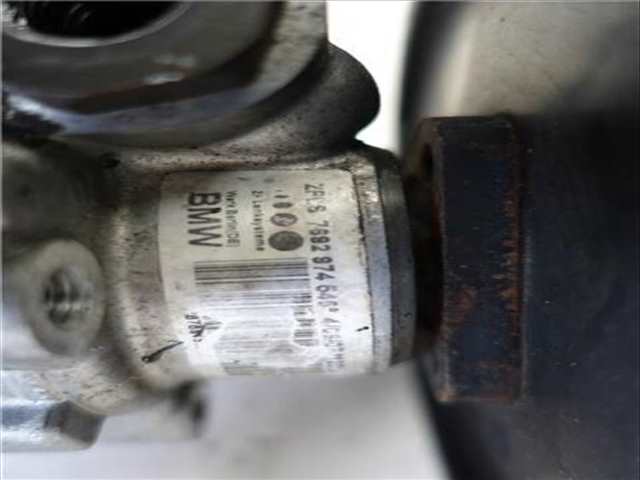 Foto 3ª: Bomba Servodireccion Bmw Serie 1 114 2.0 118D BERLINA 122CV 90KW [M47N 204 D4] (2007)