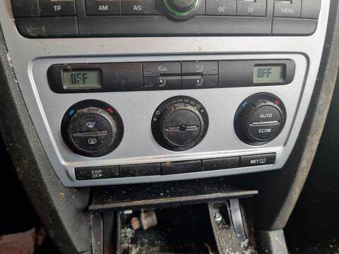 Foto 4ª: Mando Climatizador Skoda Octavia RS 200CV 147KW [BWA] (2008)