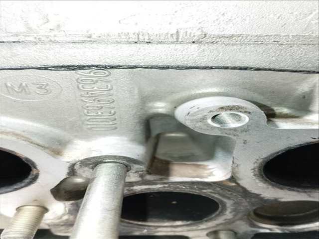 Foto 2ª: Culata Citroen C5 2.0 HDI SX BERLINA 109CV 80KW (2001)