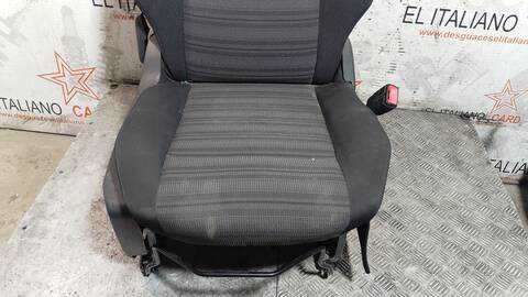 Foto 4ª: Asientos Traseros Opel Combo EDITION PLUS XL 102CV 75KW [YH01] (2019)