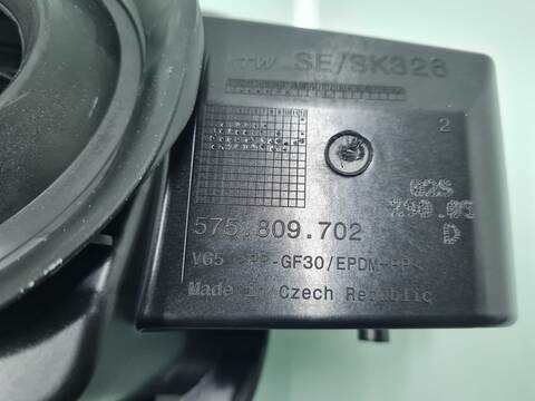 Foto 2ª: Tapa Exterior Combustible Seat Ateca 110CV [DLAA] (2023)