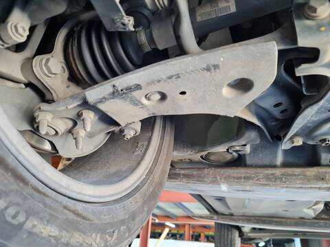 Brazo Suspension Delantero Derecho Volkswagen T-Roc STYLE 149CV 110KW