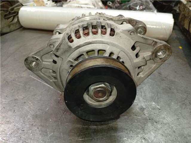 Foto 3ª: Alternador Isuzu N NPR77 [4JH1-X]