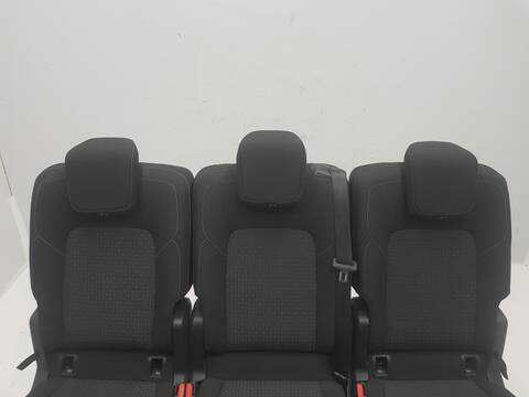Foto 3ª: Asiento Trasero Central Ford Transit 320 L1 FWD TREND