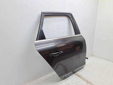 Foto 3ª: Puerta Trasera Derecha Audi A4 BASICO AVANT 170CV 125KW [CAH] (2011)
