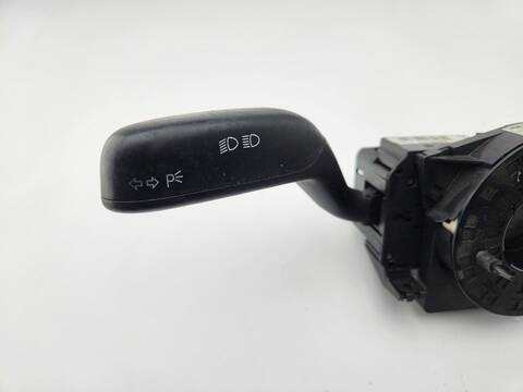 Foto 4ª: Mando Multifuncion Volkswagen Transporter T5 COMBI FURGONETA TECHO MEDIO ELEVADO [AXD] (2005)