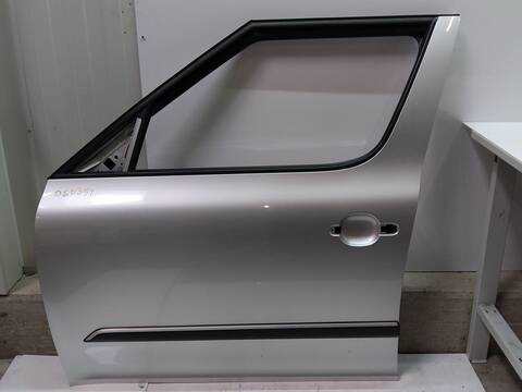 Foto 3ª: Puerta Delantera Izquierda Skoda Yeti DFSB 150 CV 110KW
