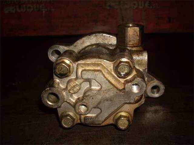 Bomba Servodireccion Nissan Almera 2.2 DCI