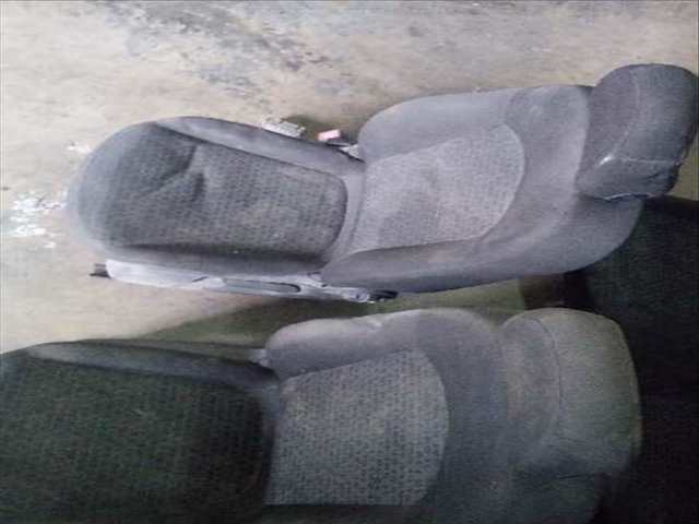 Foto 2ª: Asientos Traseros Opel Corsa EXPRESSION 75CV 55KW [B14XER] (2017)