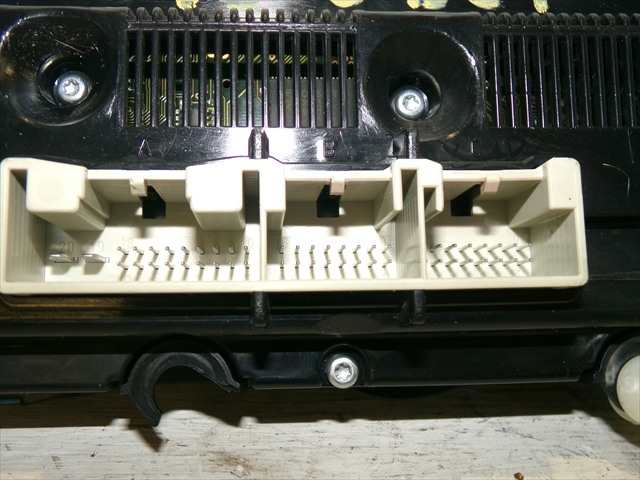 Foto 3ª: Mando Calefacción A. A. Volkswagen Golf 1.9 TDI SERIE 5, 2004-2008 [BKC] (2004)