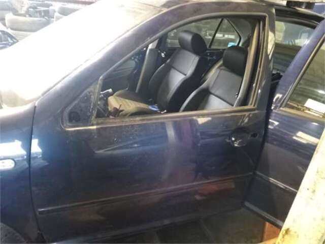 Puerta Delantera Izquierda Volkswagen Bora 1.9 HIGHLINE [1.9 LTR. - 81 KW TDI]