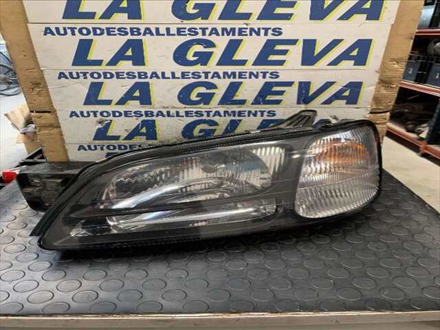 Faro Izquierdo Subaru Legacy 2.0