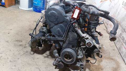 Foto 2ª: Motor Completo Volkswagen Passat COMFORTLINE BERLINA 116CV 85KW [AJM] (1999)