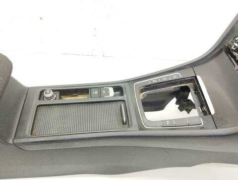 Foto 2ª: Consola Central Volkswagen Golf 2.0 TSI 230CV 169KW [CHHA] (2017)