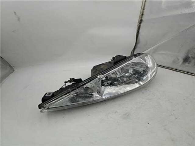 Foto 2ª: Faro Izquierdo Peugeot 206 2.0 GTI [2.0 LTR. - 100 KW 16V CAT (RFN - EW10J4)] [RFN / EW10J4]