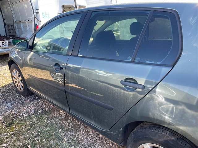 Foto 2ª: Puerta Trasera Izquierda Volkswagen Golf 2.0 TDI 140cv [BKD] (2008)