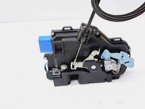 Foto 4ª: Cerradura Puerta Delantera Derecha Volkswagen Golf 1.9 TDI BERLINA 105CV 77KW [BXE] (2007)