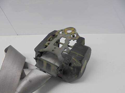 Foto 3ª: Cinturón Trasero Derecho Nissan Micra 1.2 CAT 80CV 59KW [CR12] (2004)