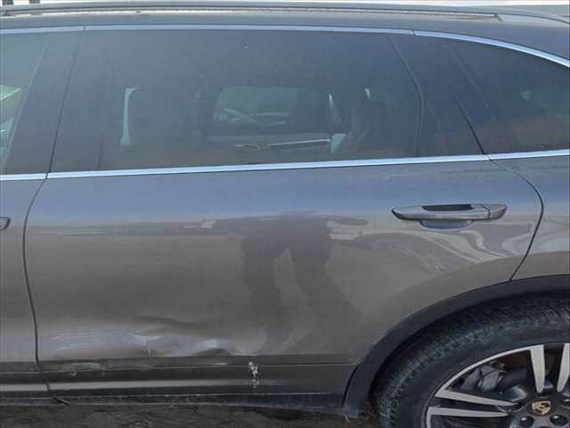 Puerta Trasera Izquierda Porsche Cayenne M059E AUT.