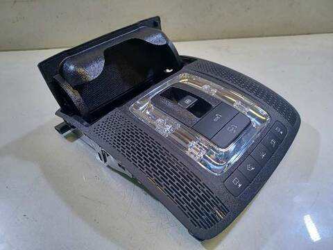Foto 3ª: Luz Interior Mercedes Clase A 140 A 180 177.084) 136CV 100KW [282914] (2020)