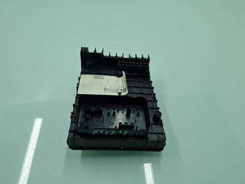 Caja Reles Fusibles Volkswagen Tiguan T1 BLUEMOTION 110CV 81KW