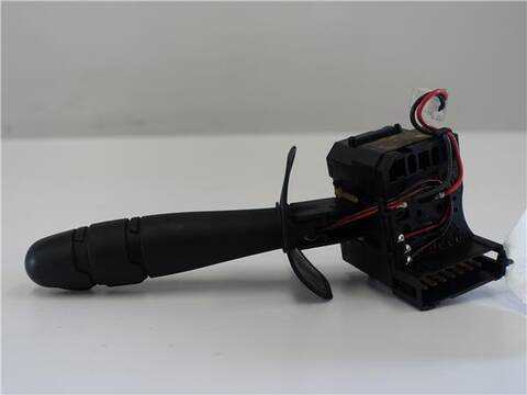 Foto 2ª: Mando Multifuncion Renault Megane 1.9 DCI KA05 KA1F) GRANDTOUR 102CV 75KW I GRANDTOUR KA0/1_) [F9Q 732] (2002)