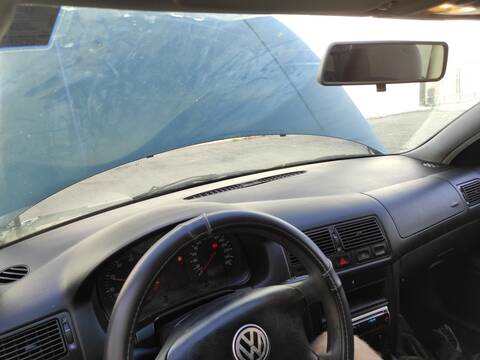 Salpicadero Volkswagen Golf AEH BERLINA