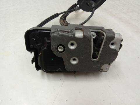 Foto 3ª: Cerradura Puerta Trasera Izquierda Ford Kuga 1.5 ECOBLUE 120CV 88KW [ZTDA] (2022)