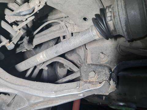 Foto 1ª: Transmision Trasera Derecha Mercedes Clase ML 350 3.0 D 258CV 190KW AUT. W166) BLUETEC 166.004) OM642 [OM642826] (2012)