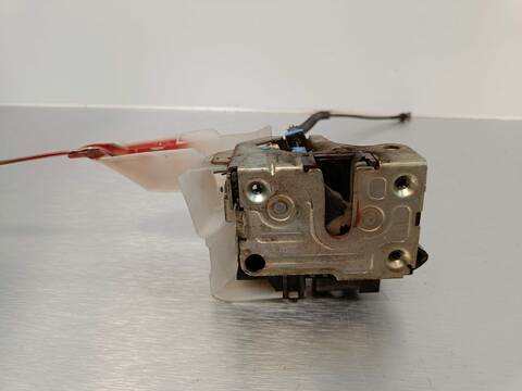 Foto 4ª: Cerradura Puerta Delantera Izquierda Renault Clio 1.2 16V ALIZE 80CV 59KW [F9Q H7] (2000)