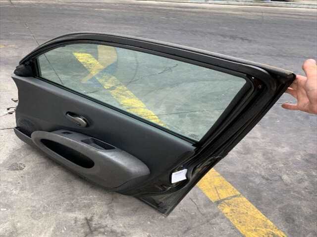 Foto 3ª: Puerta Delantera Derecha Nissan Micra 1.5 DCI [K9K] (2004)
