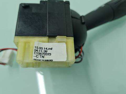 Foto 3ª: Mando Multifuncion Renault Clio 1.5 DCI DIESEL FAP 90CV 66KW [K9KB608] (2014)
